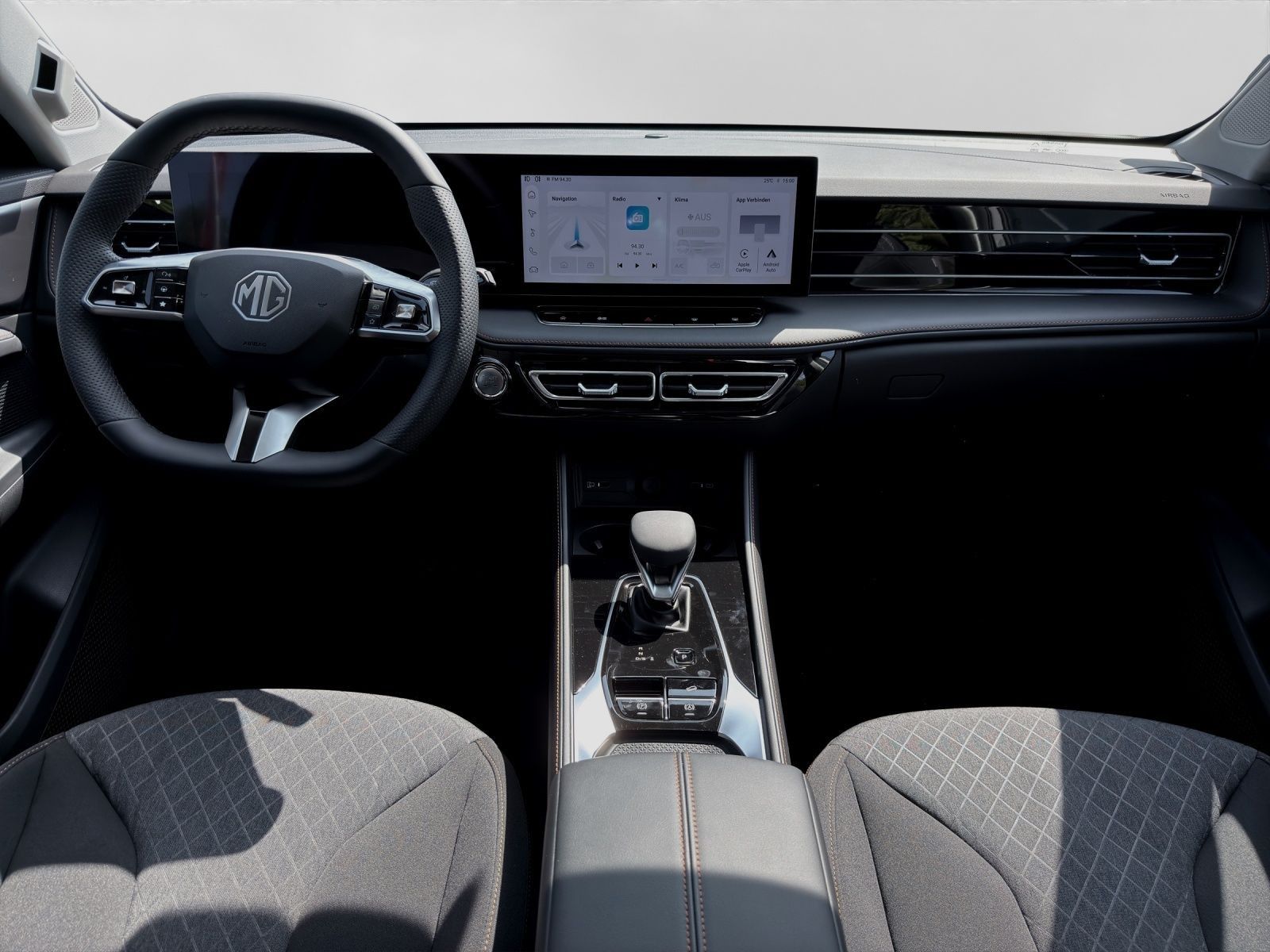 MG HS 1.5 AT Comfort Navi LED Virtual