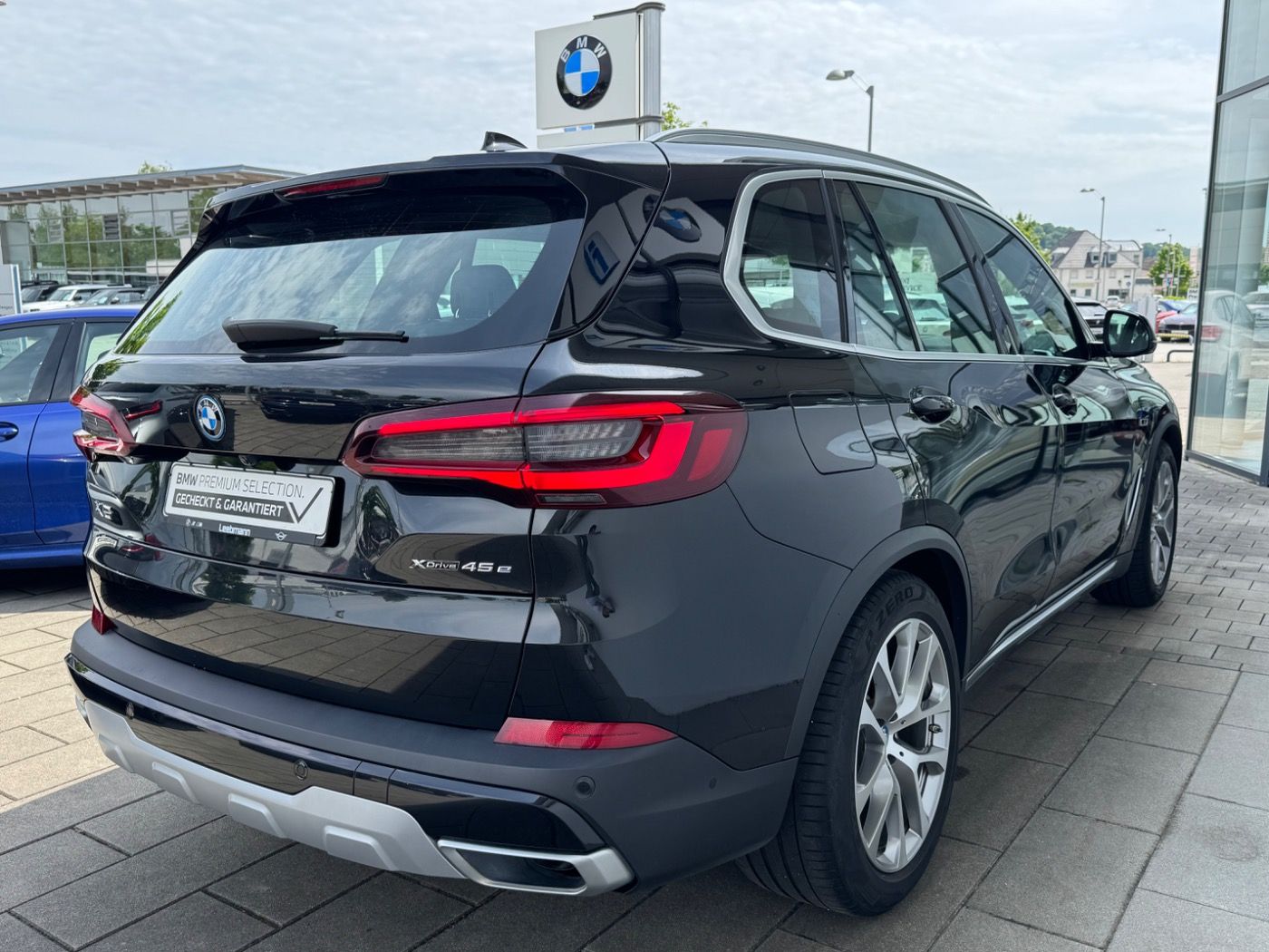 BMW X5 xDrive45e xLine AHK/360/KomFZ 2 JAHRE GARANTI