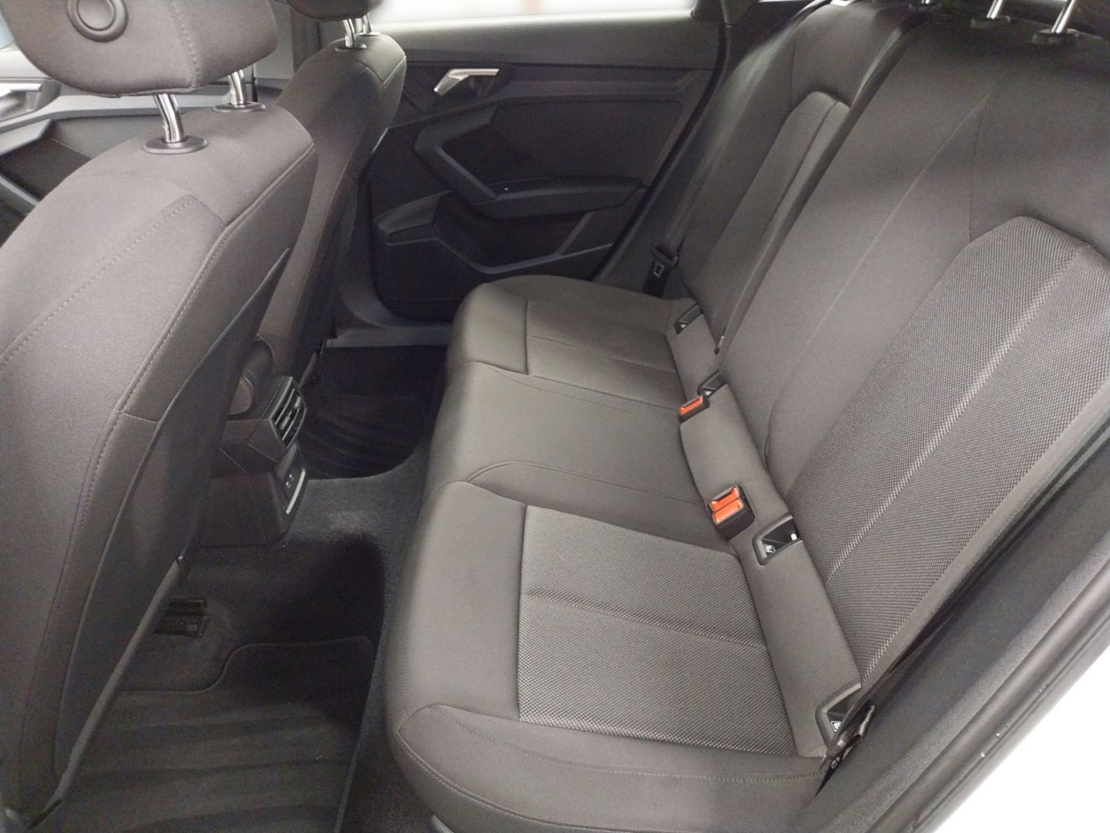 Audi A3 Sportback NAVI*LED*PDC*GRA*LM*AUT Navi LED