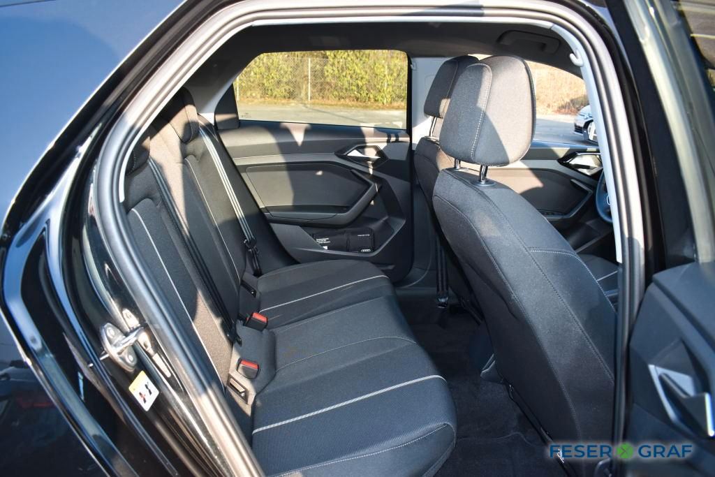 Audi A1 30 TFSI Allstreet S-tronic - Samsaru's Car Outlet