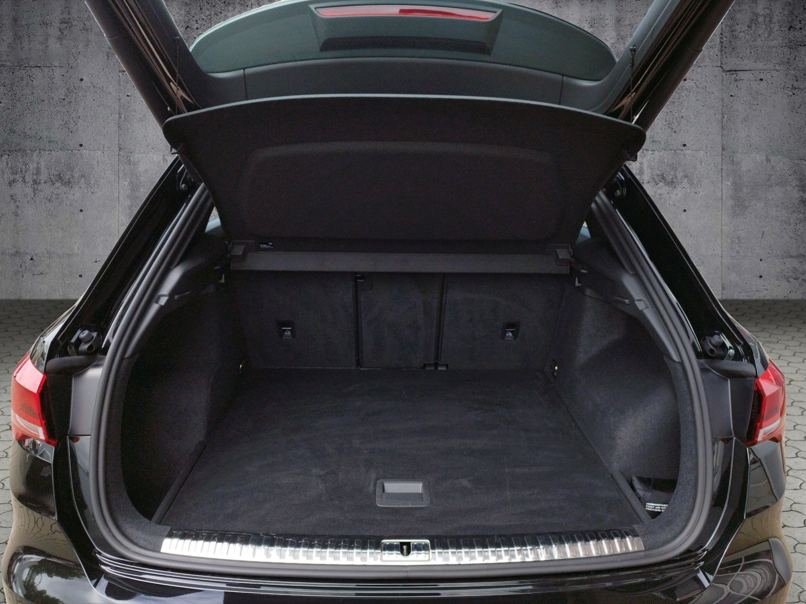 Audi Q3 S line 35 TDI quattro S-tronic - Samsaru's Car Outlet