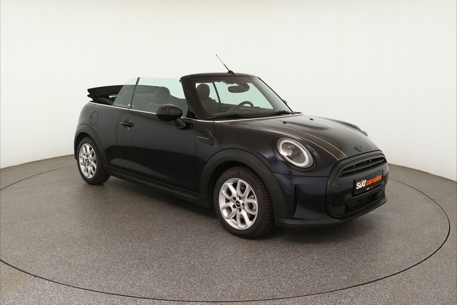 MINI Cooper Cab. Classic - Samsaru's Car Outlet