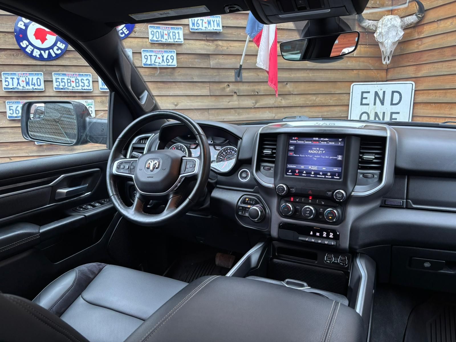 Dodge RAM 1500 5,7L Gen5 Hardtop QuadCab Leder LPG