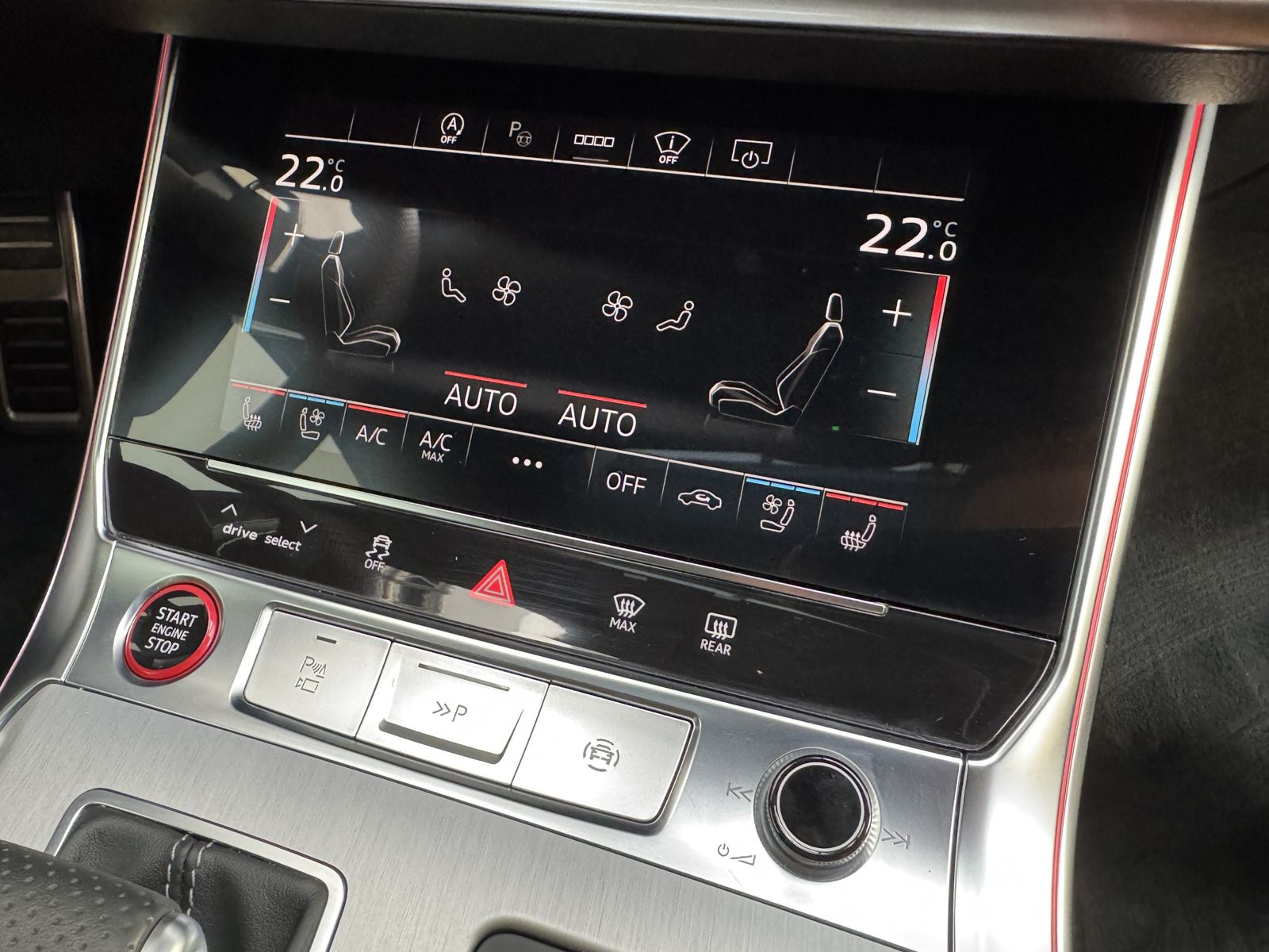 Audi RS6 HeadUP MatrixLED Pano B&O 360° ACC Sitzlüft.