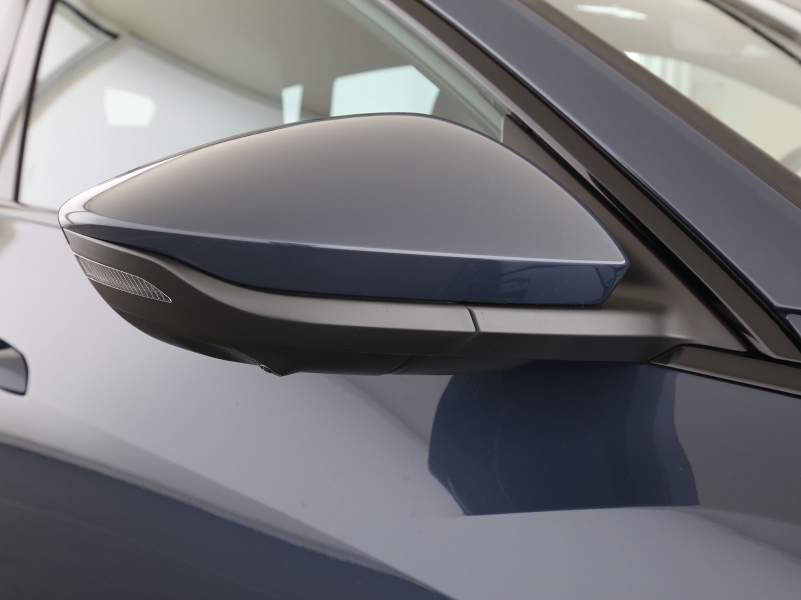 Audi Q8 e-tron 50 quattro S line  LED Navi Leder Head