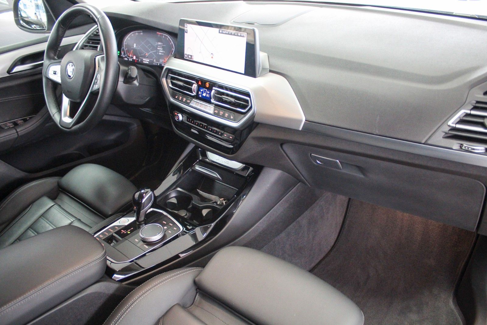 BMW X3 xDrive 20i Automatik Leder Kamera 1.Hand LED