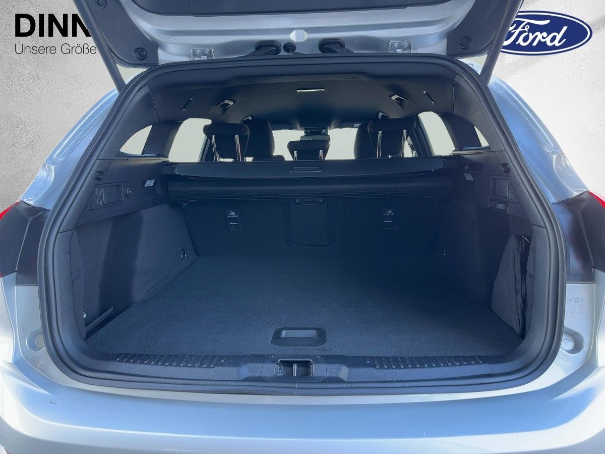 Ford Focus ST-Line X LED+AHK+Kamera+Winterpaket