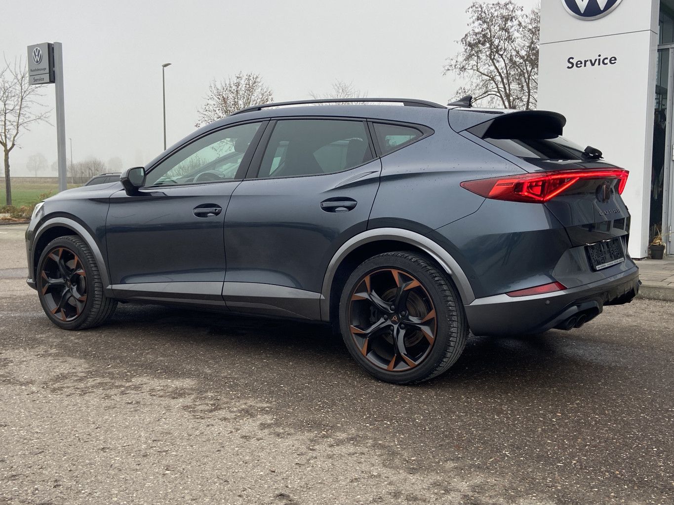 Cupra Formentor 2.0 TSI DSG 4-DRIVE 19"-KUPFER+EL.HECK