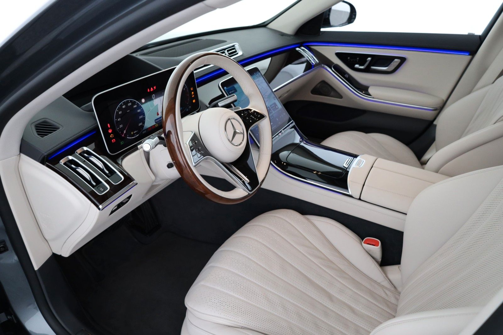 Mercedes-Benz S 500 4M AMG - Samsaru's Car Outlet