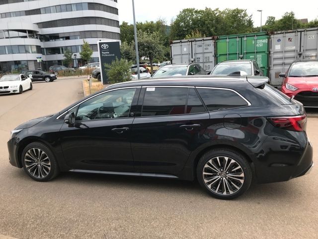 Toyota Corolla Touring Sports Hybrid - Samsaru's Car Outlet