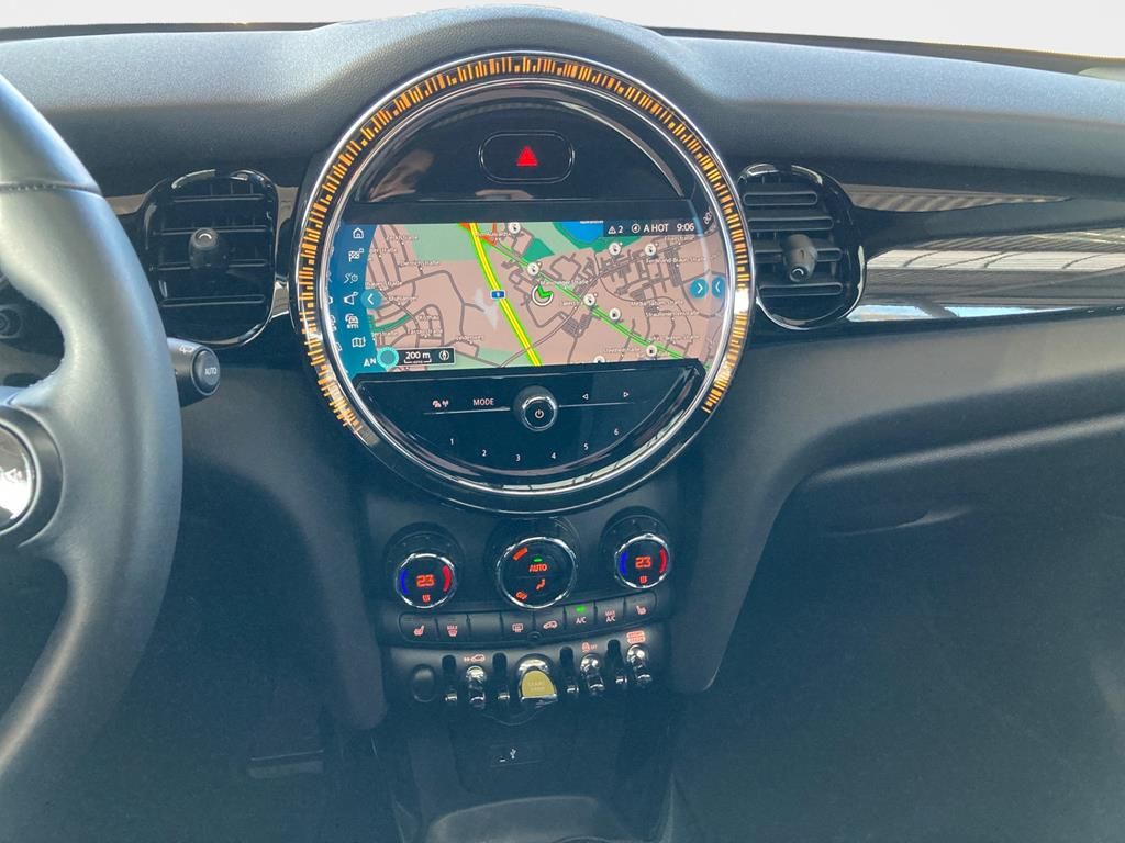 MINI Cooper SE Classic - Samsaru's Car Outlet
