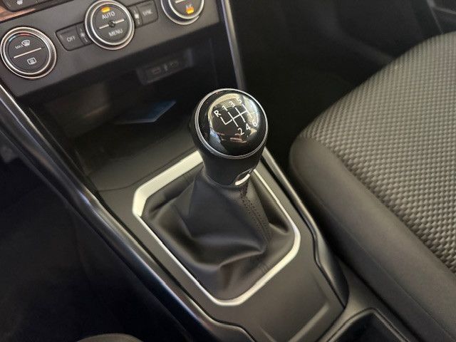 Volkswagen T-ROC - Samsaru's Car Outlet