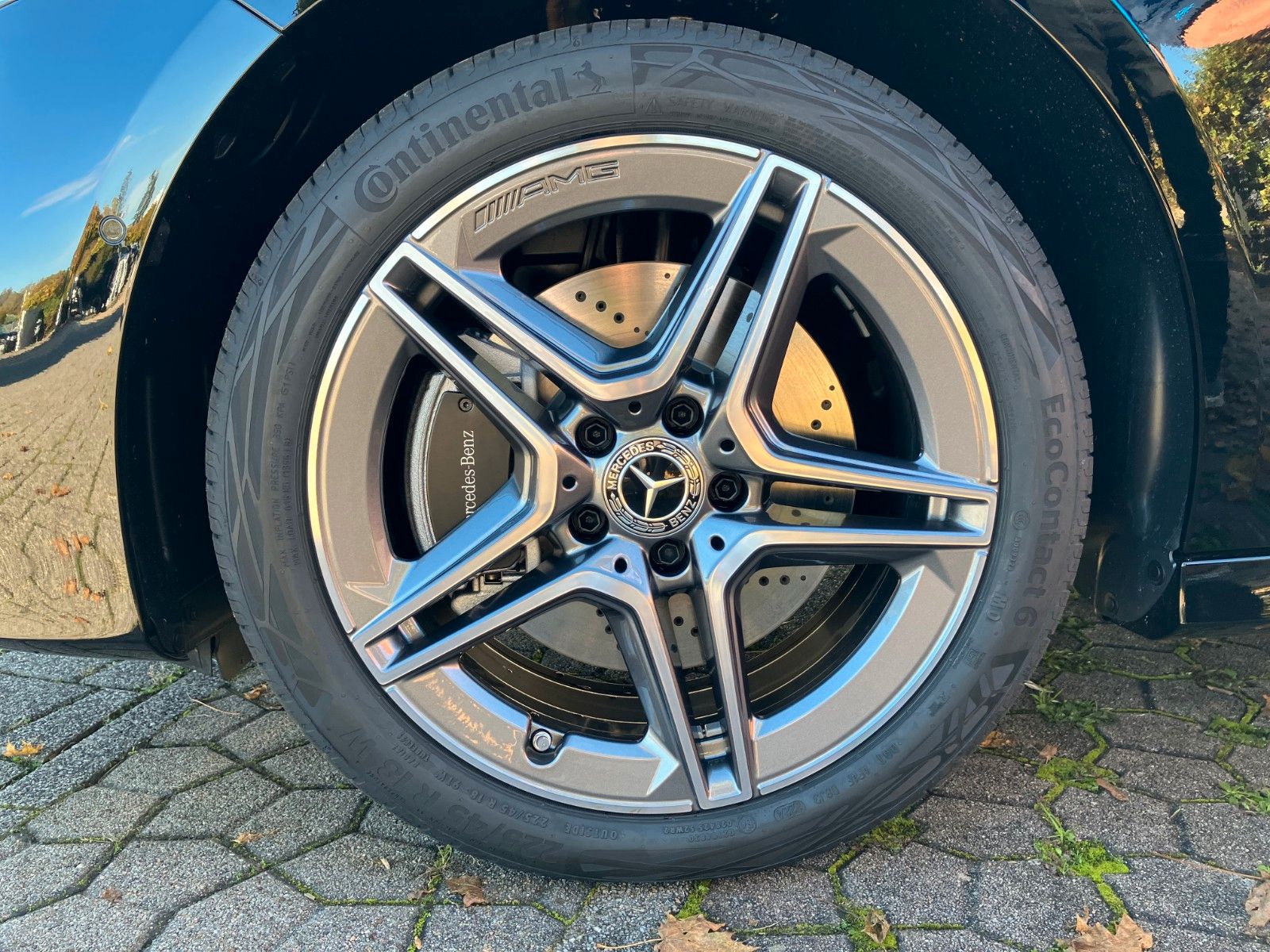Mercedes-Benz A 250 e AMG - Samsaru's Car Outlet