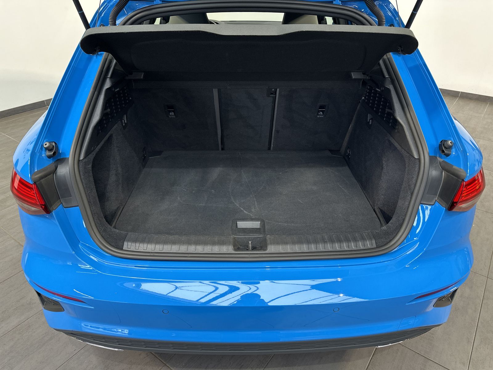 Audi A3 40 TFSI e SpB S-Line NAV+LED+ACC+VCOCKPIT+1HD