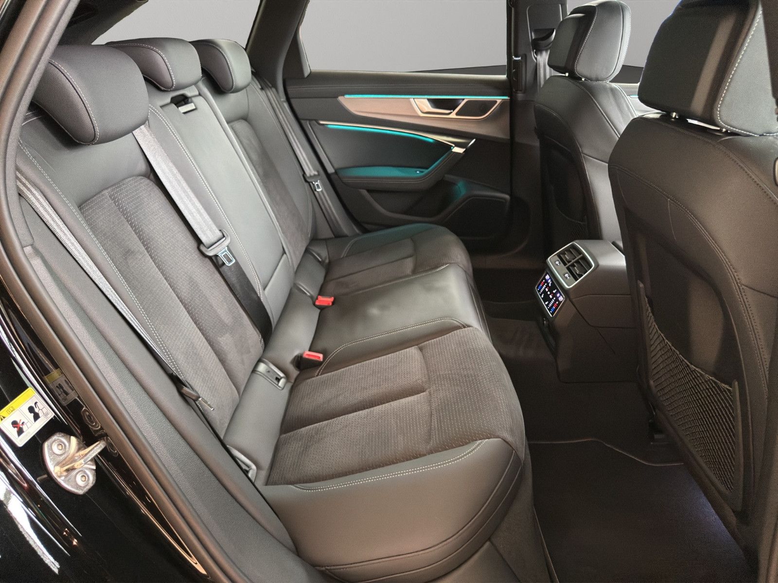 Audi A6 Avant 40 TDI quattro S tronic S line - Samsaru's Car Outlet