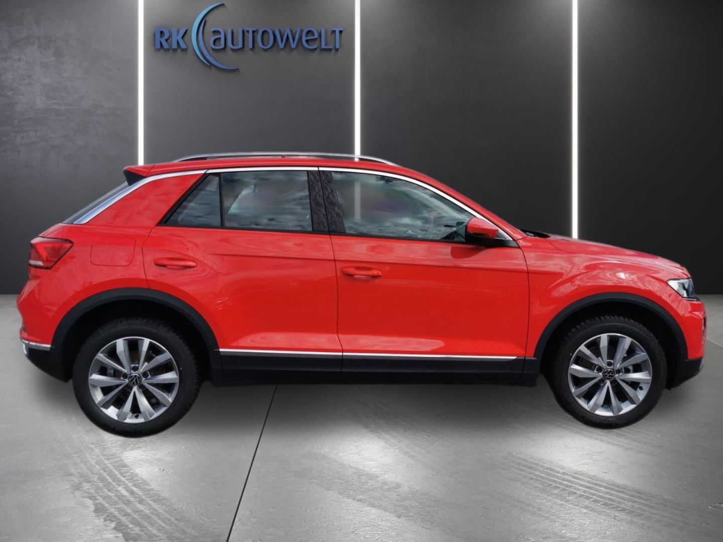 Volkswagen T-Roc Style - Samsaru's Car Outlet