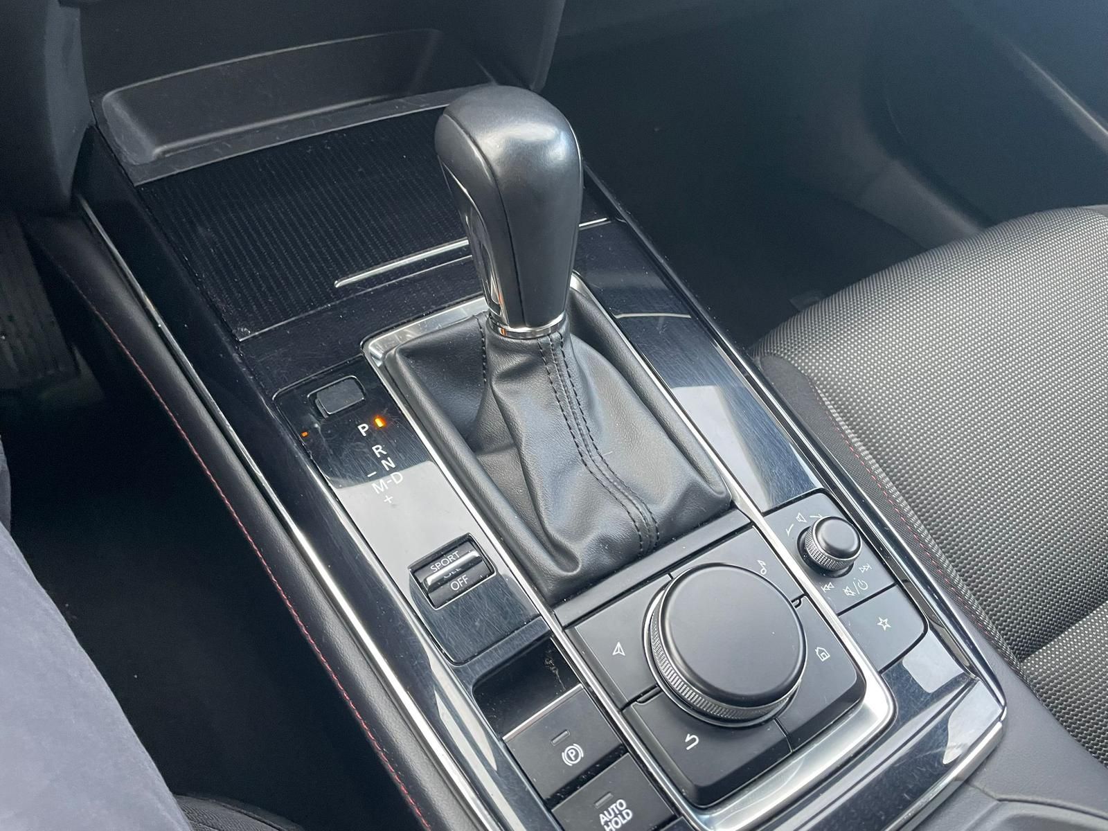 Mazda CX-30 2.0 Homura HUD Totwinkel Navi Kamera