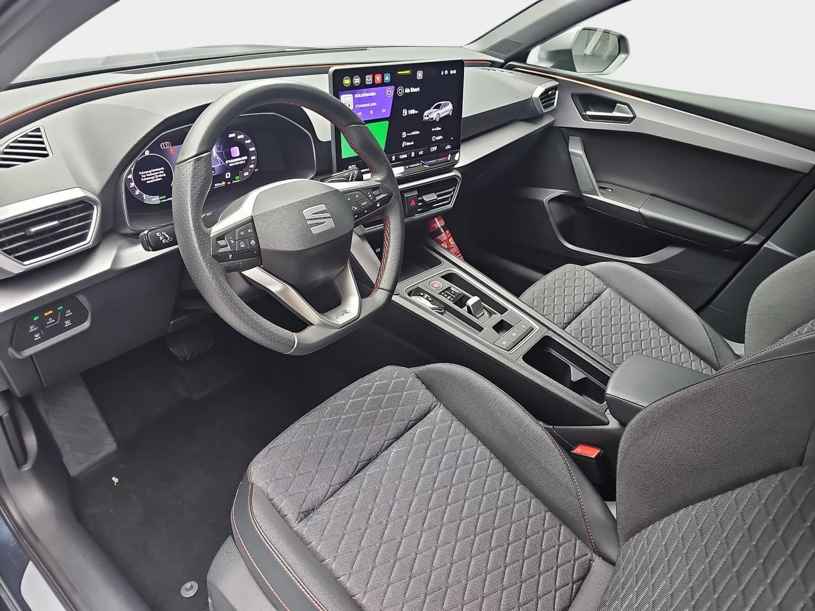 Seat 1.5 ETSI DSG FR NAVI LED PANO LM17