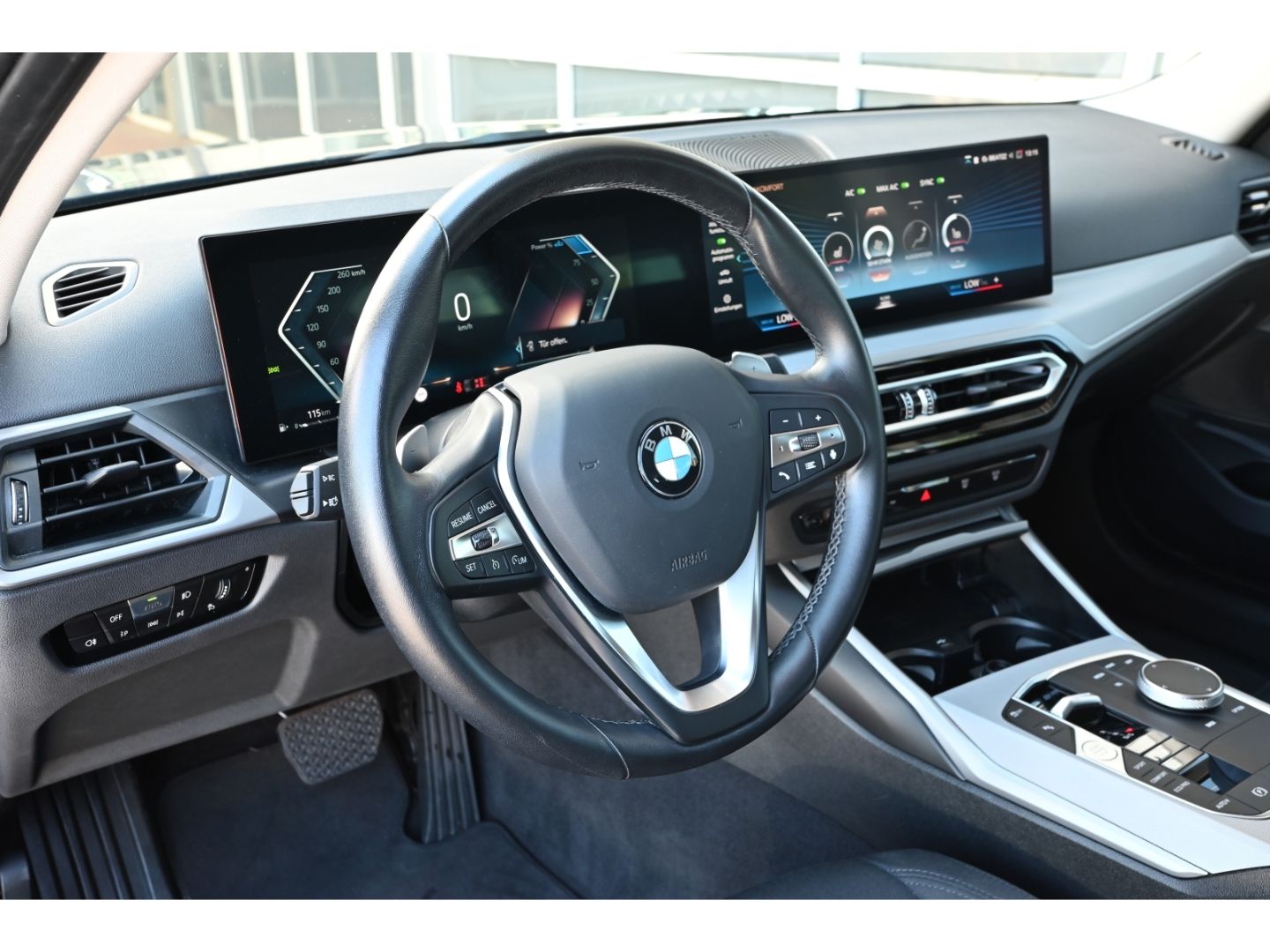BMW 320 d xDrive Touring MHyb - Samsaru's Car Outlet