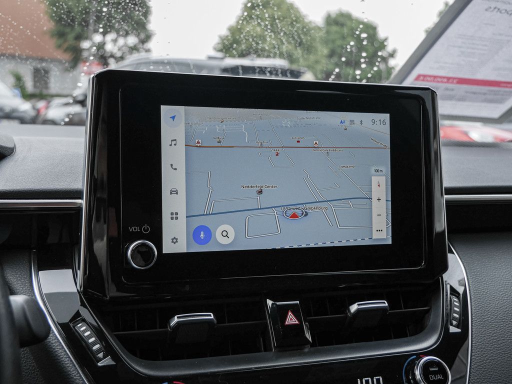 Toyota Corolla Touring Sports 2.0 Hybrid Business - Samsaru's Car Outlet