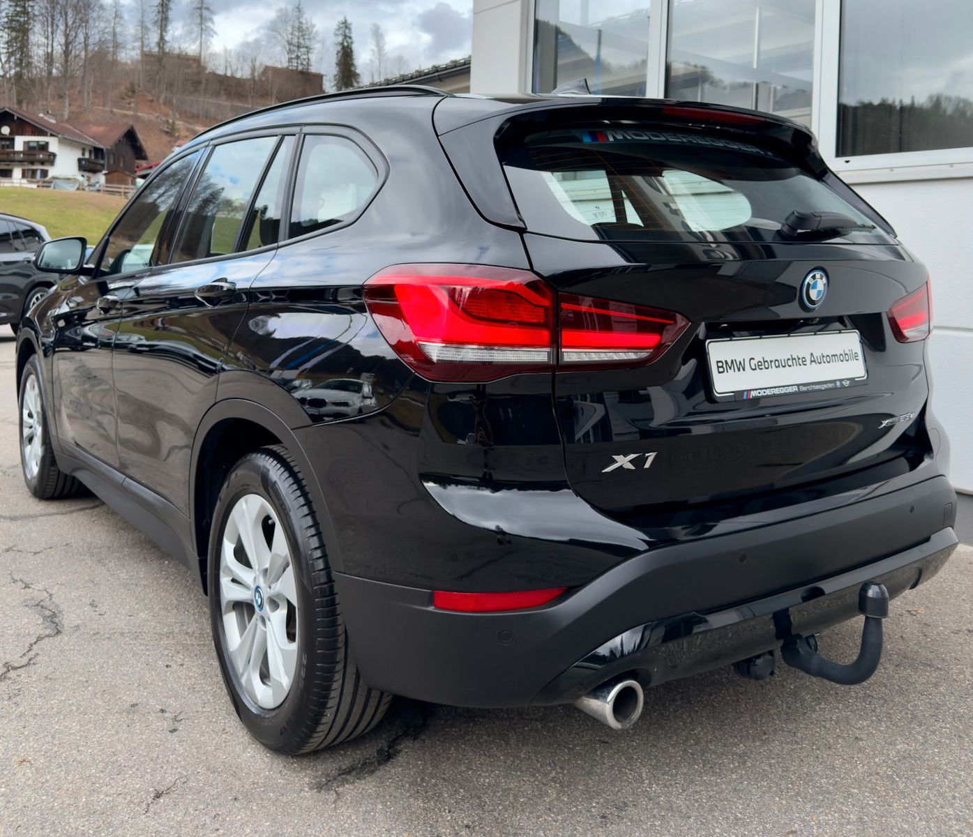 BMW X1 xDrive25e Business - Samsaru's Car Outlet