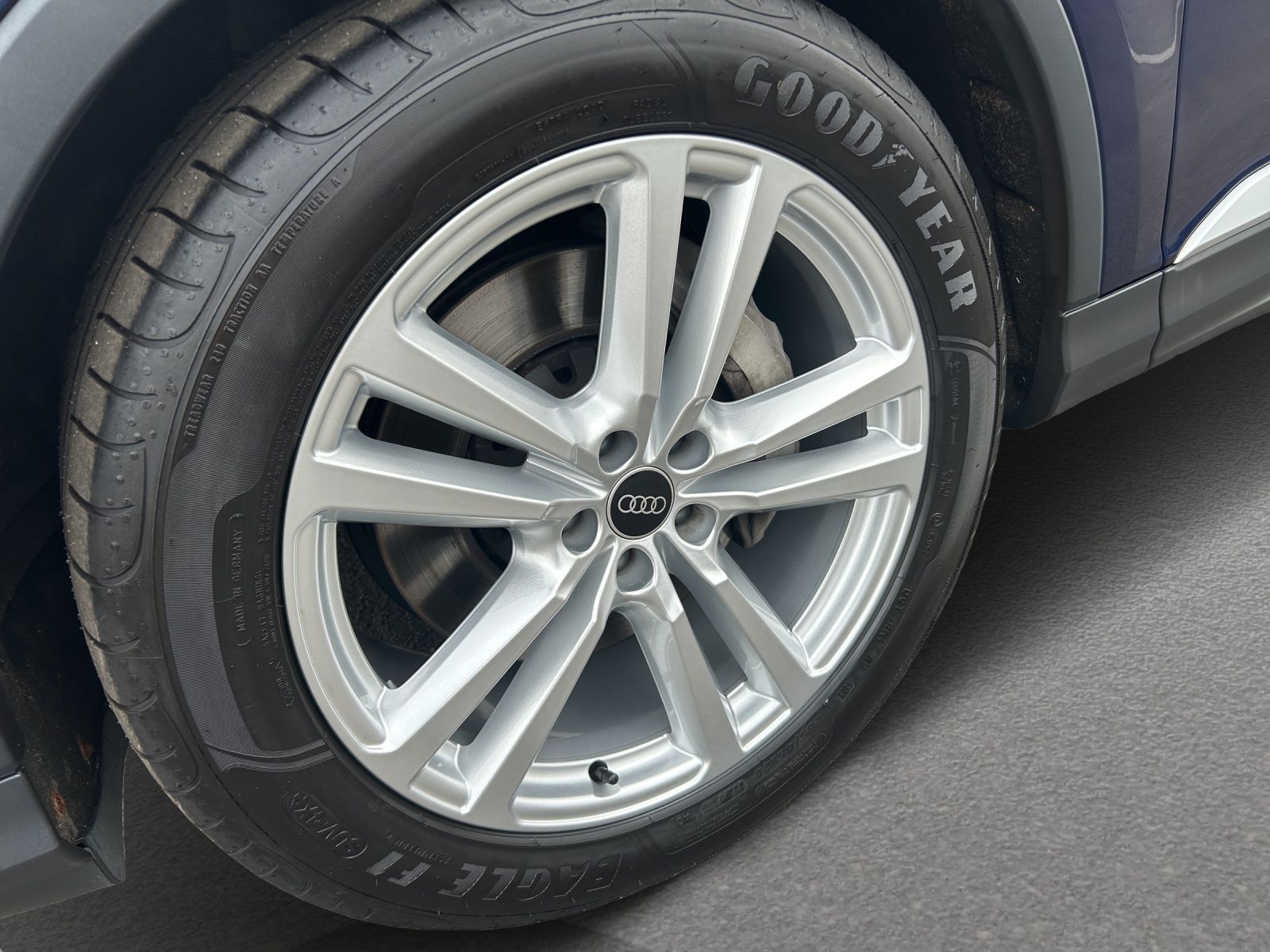 Audi Q7 50 TDI QUATTRO *7-SITZER*LUFT*PANO*AHK*HUD*