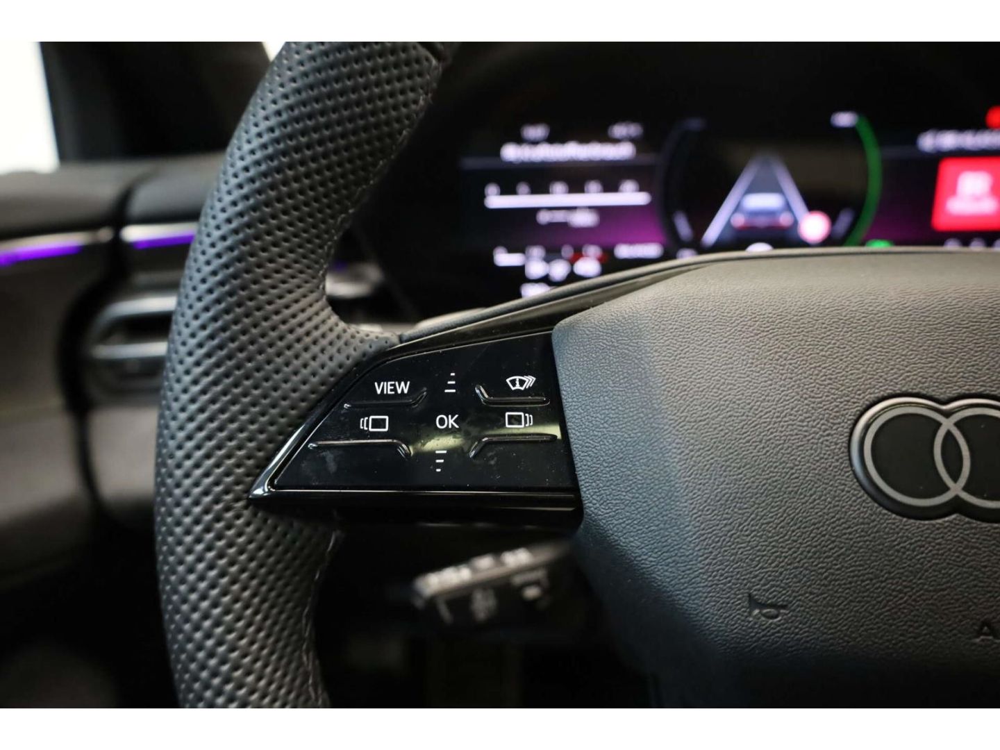 Audi A5 Avant e-hybrid quattro S line edition one B&O