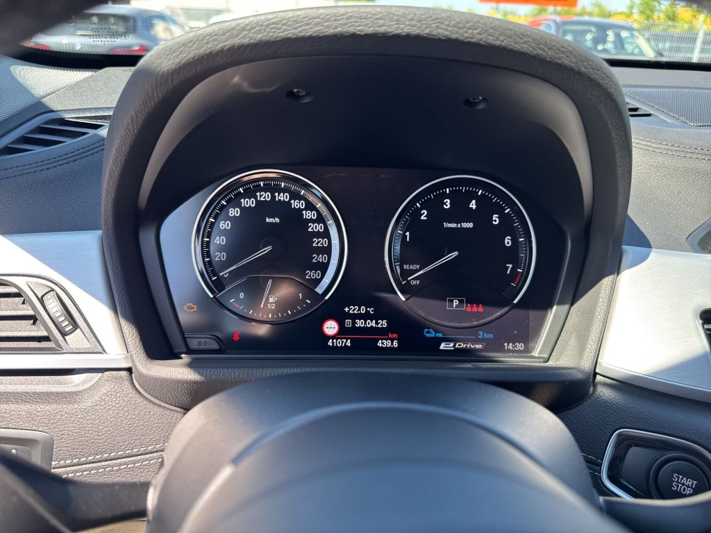 BMW X1 xDrive25e Sport Line - Samsaru's Car Outlet