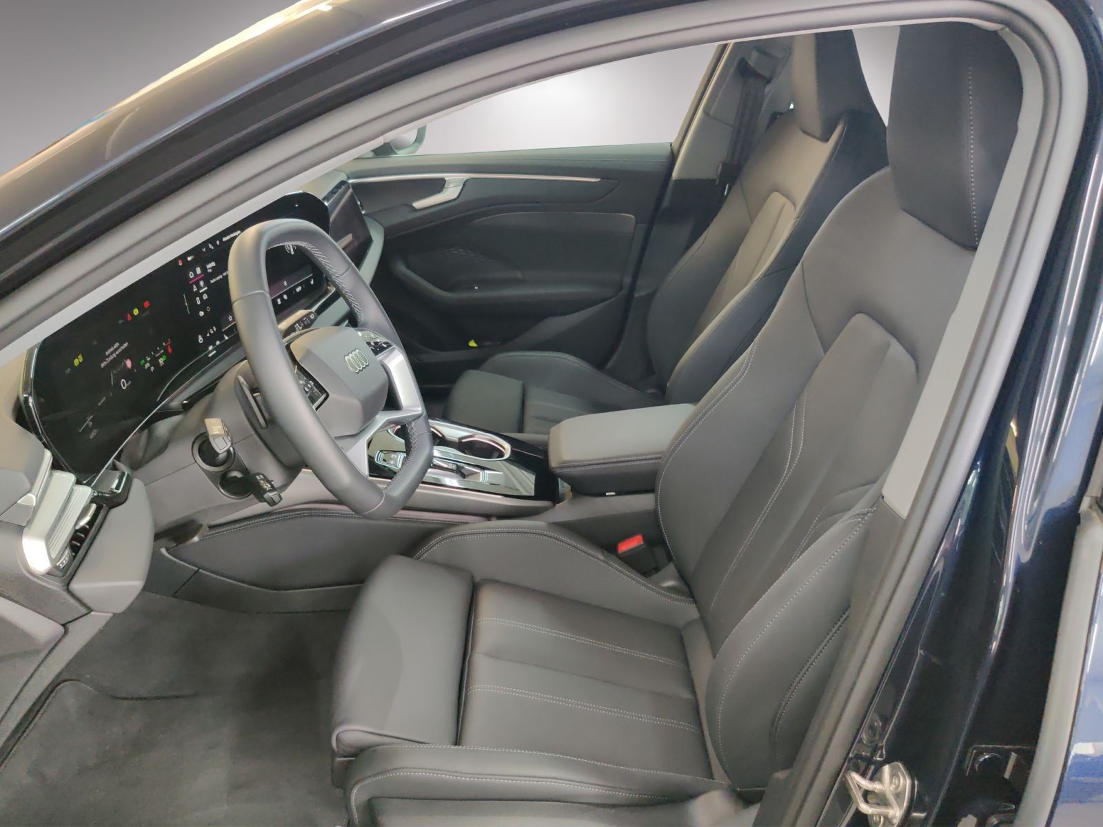 Audi A6 Avant S line TFSI Matrix/360°/Tech+/03.30Gara