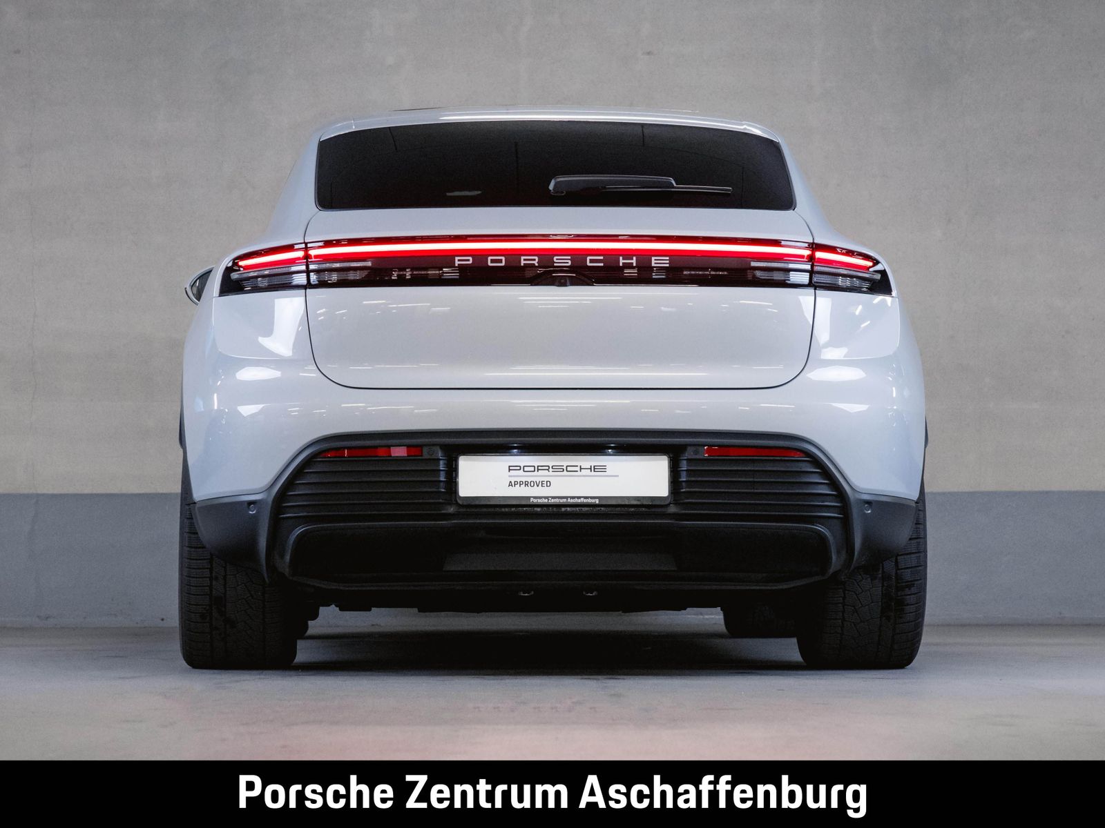 Porsche Macan 4 Electric - Samsaru's Car Outlet
