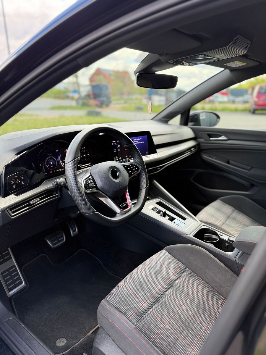 Volkswagen Golf GTI GTI - Samsaru's Car Outlet