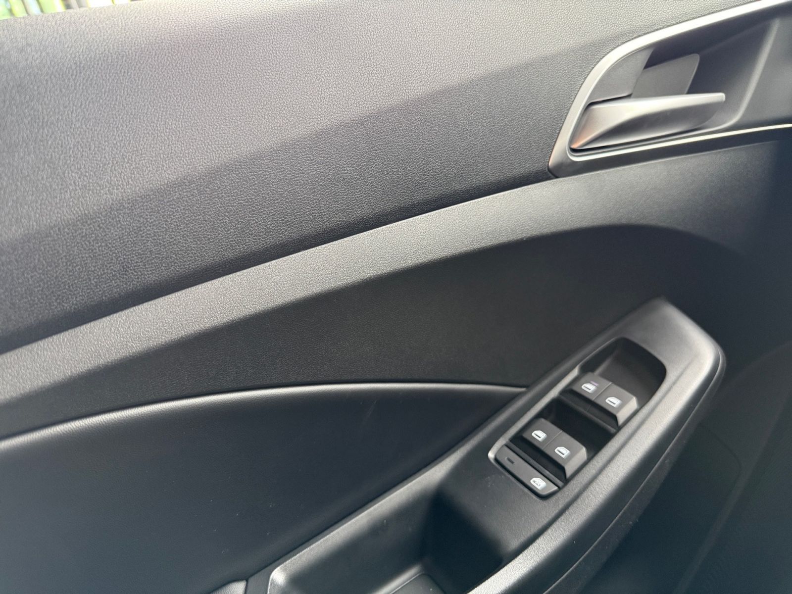 MG3 Hybrid+ Luxury LED|Sitz-&Lenkradhzg|360|ACC