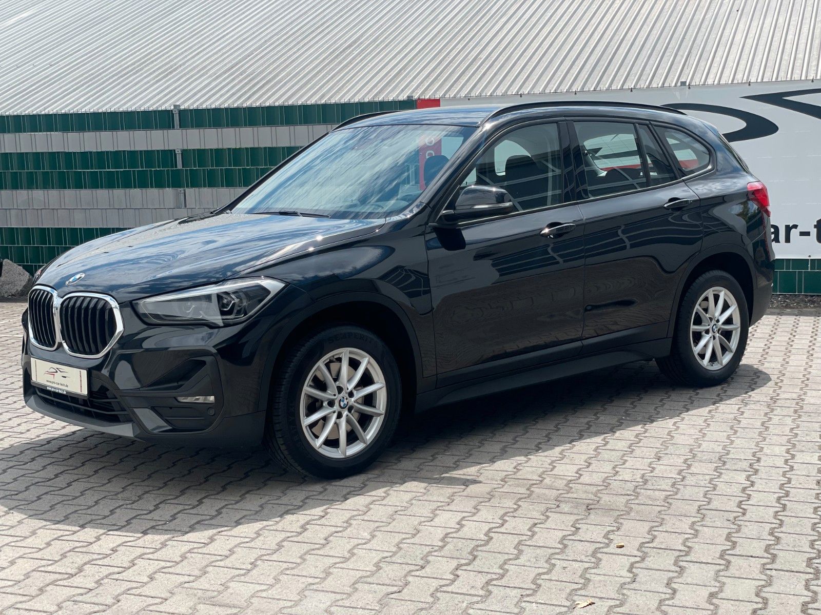 BMW X1 xDrive 20 d - Samsaru's Car Outlet