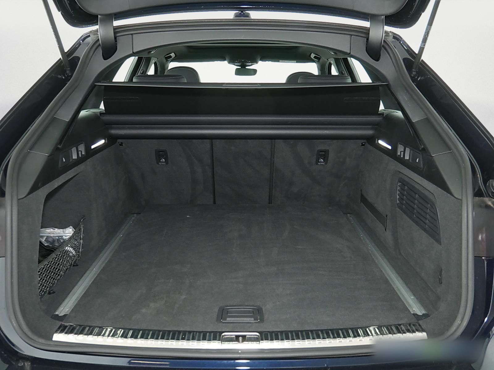 Audi A6 Avant 40 TDI q. S line - Samsaru's Car Outlet