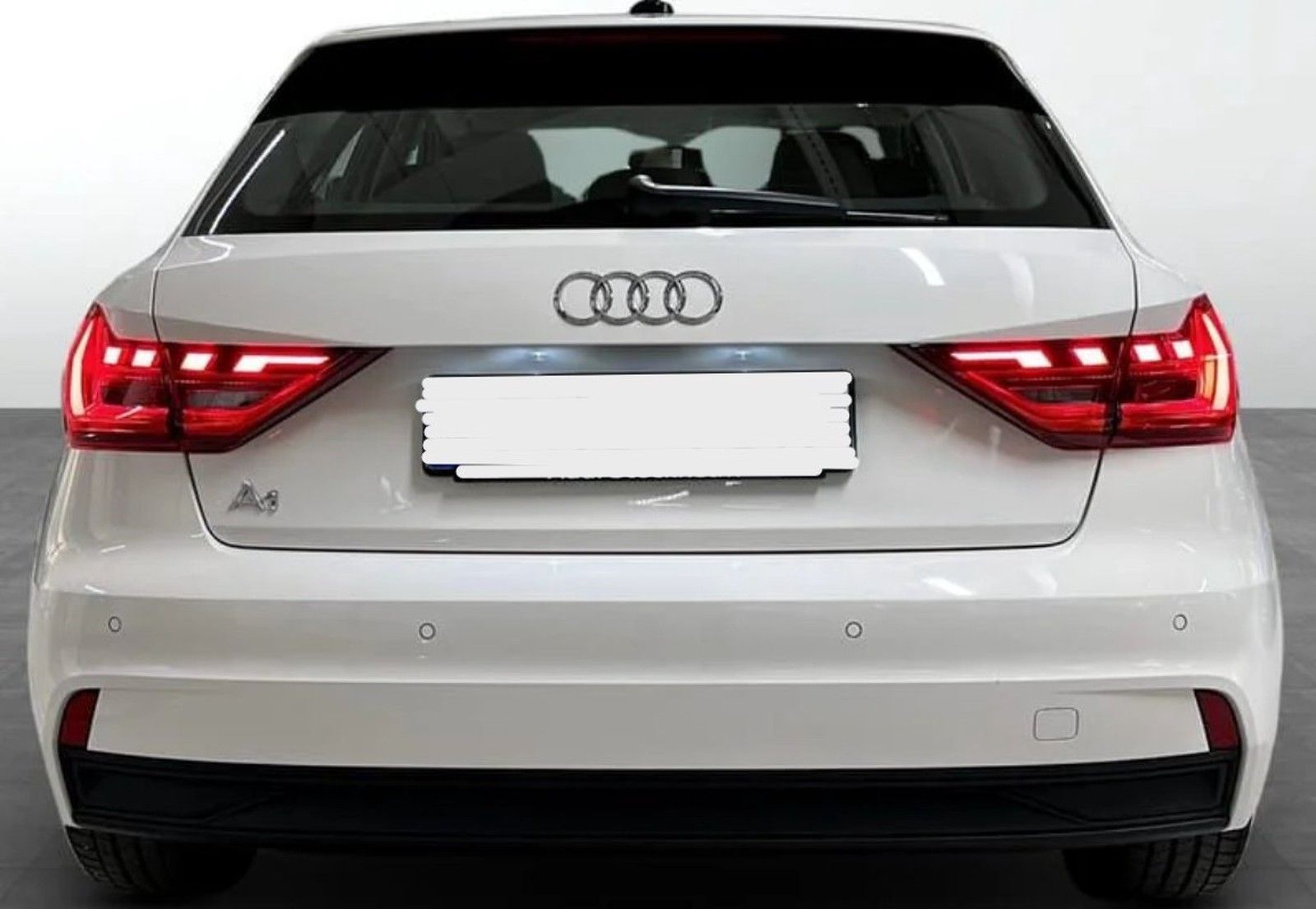 Audi A1 Sportback 35 TFSI - Samsaru's Car Outlet