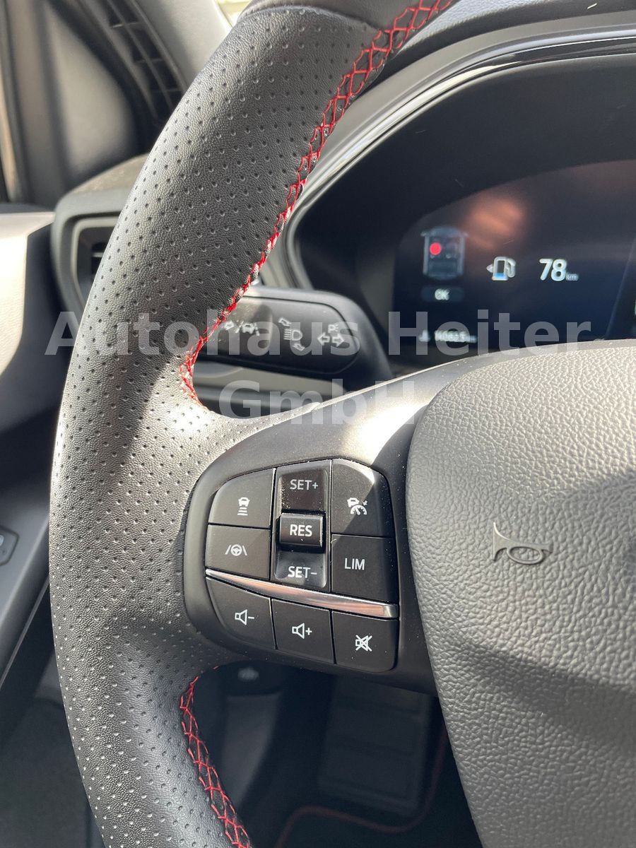 Ford Focus Automatik ST-Line X /155PS+Head-Up+ACC+AHK