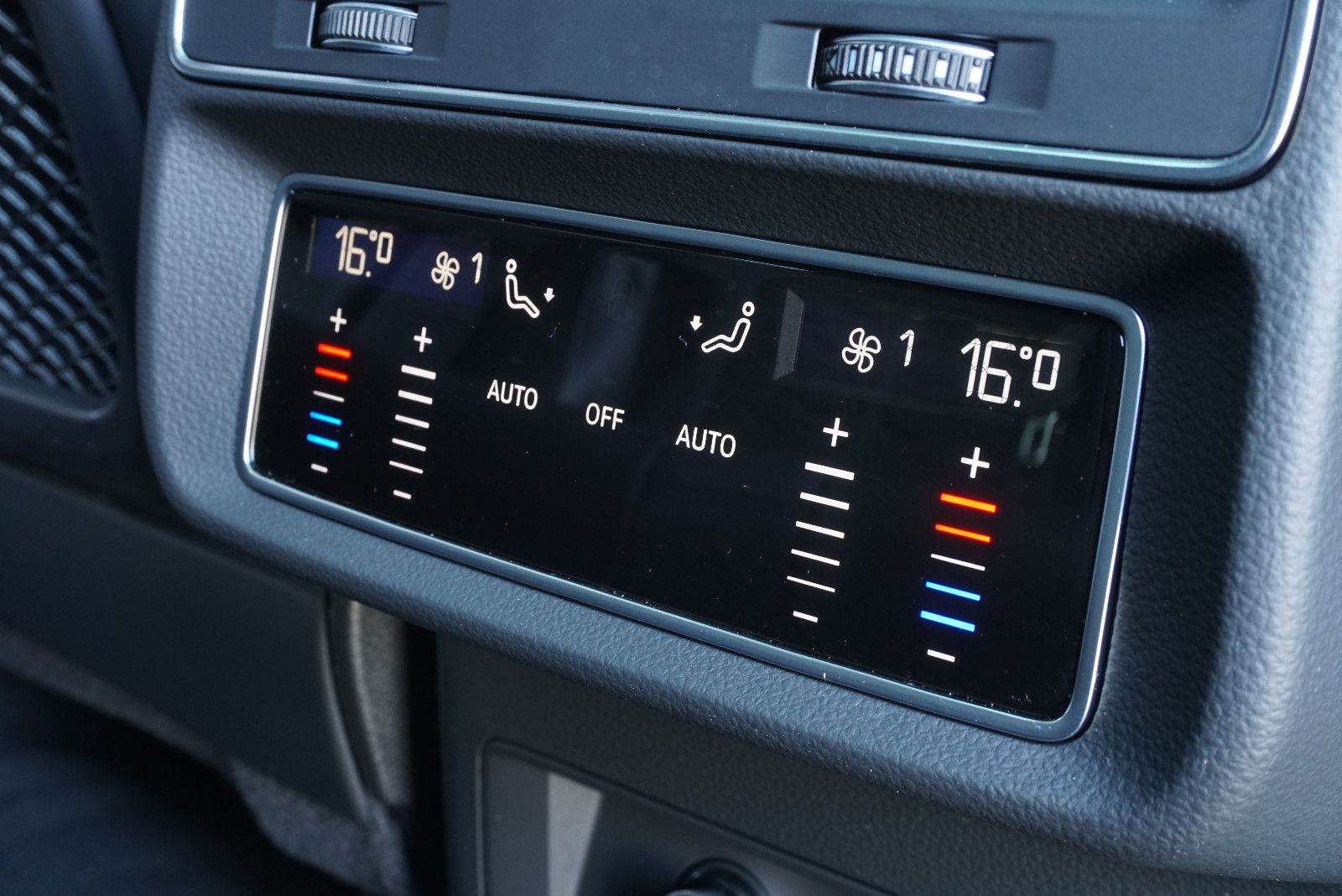 Audi RSQ8 HUD Pano 360° B&O Sitzbelüf 23"Dynamic Soft