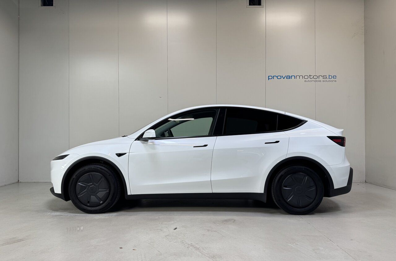 Tesla Model Y  Standard Range - 450 Km Range! Topstaat