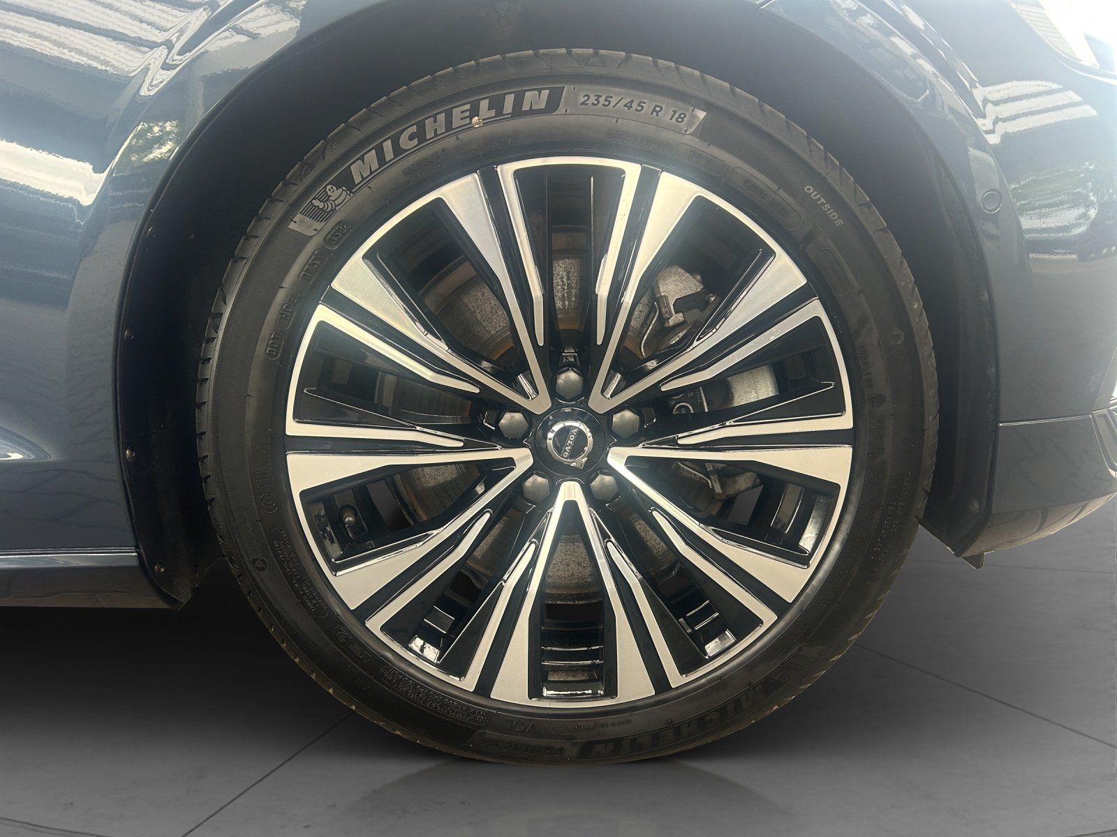 Volvo V60 T8 Plus Bright Bright Recharge