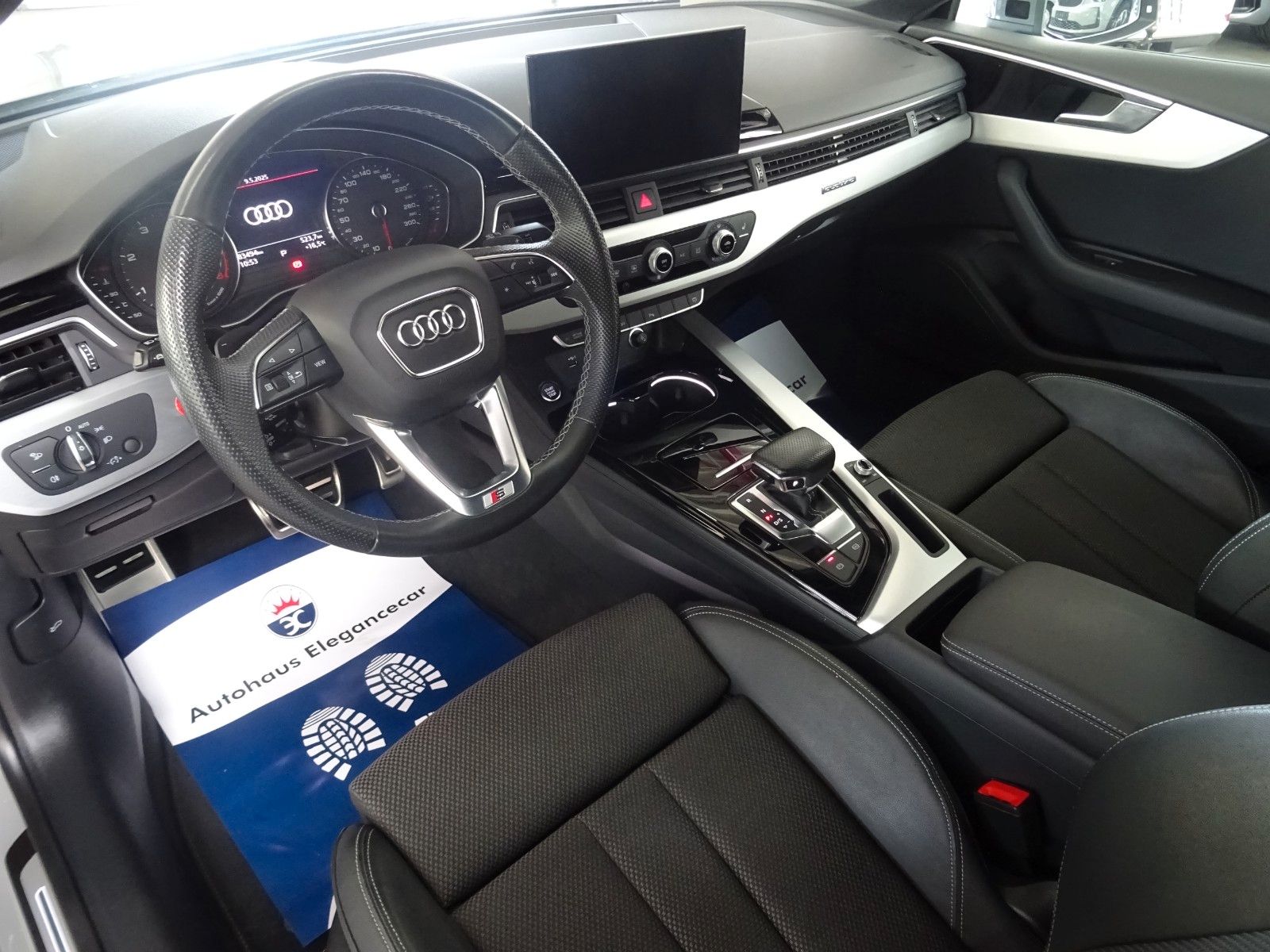 Audi A5 SPORTBACK 40 TDI QUATTRO S-LINE*ACC*AHK*STHZ*