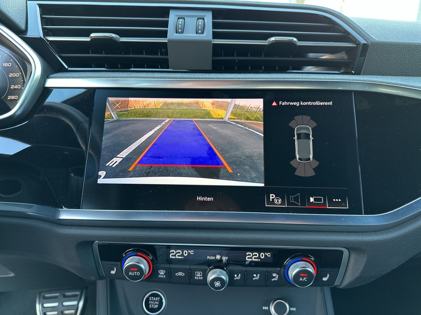 Audi Q3 Sportback 45 TFSI quattro S line - Samsaru's Car Outlet