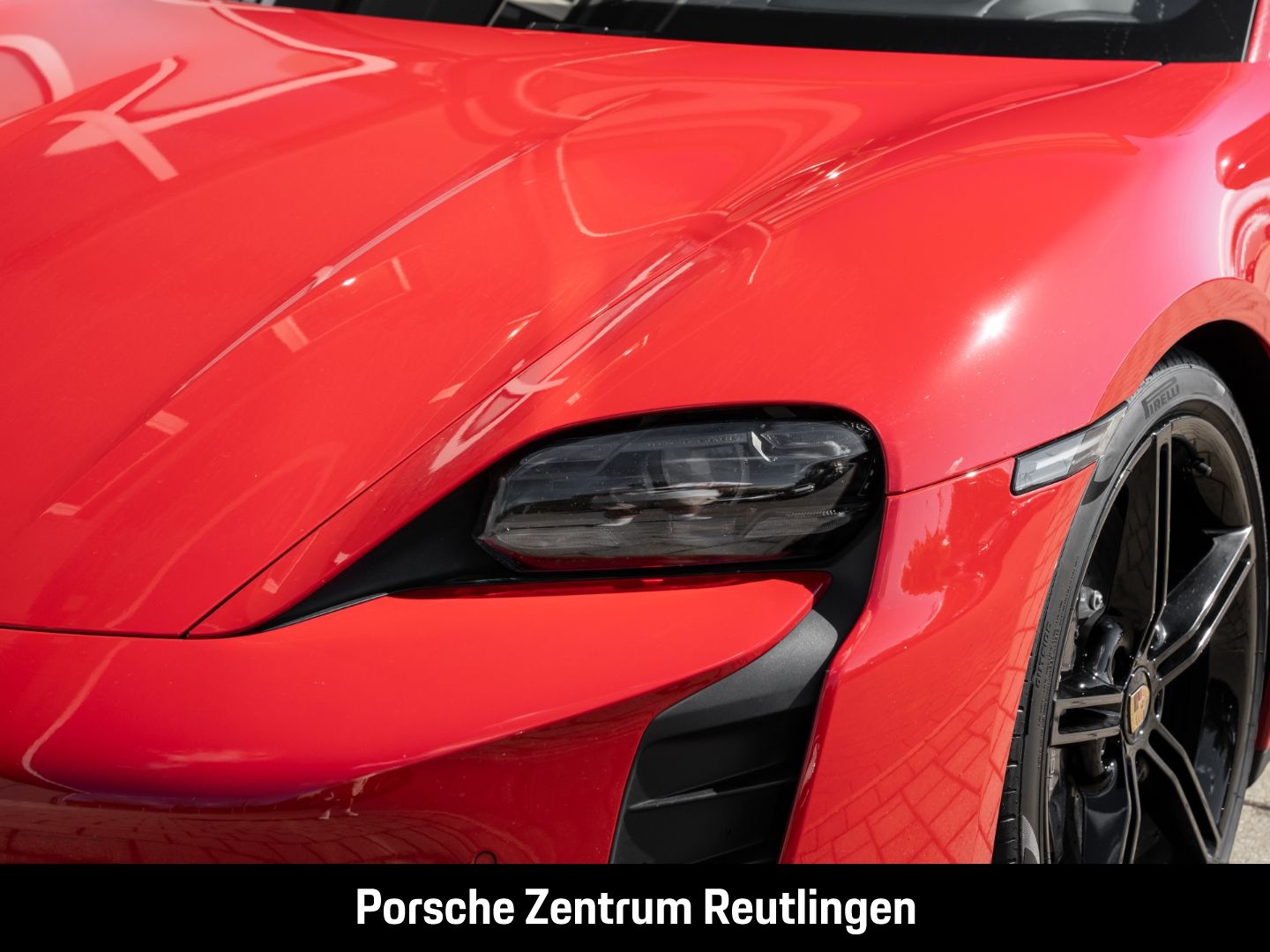 Porsche Taycan Turbo S Sport Turismo BOSE Luftfederung