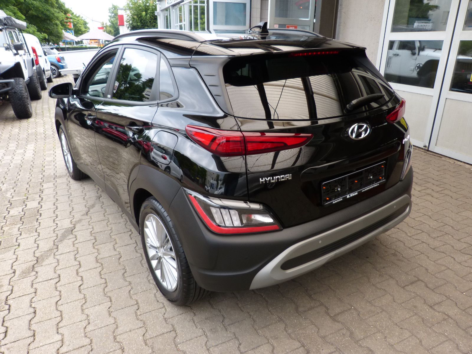 Hyundai Kona - Samsaru's Car Outlet