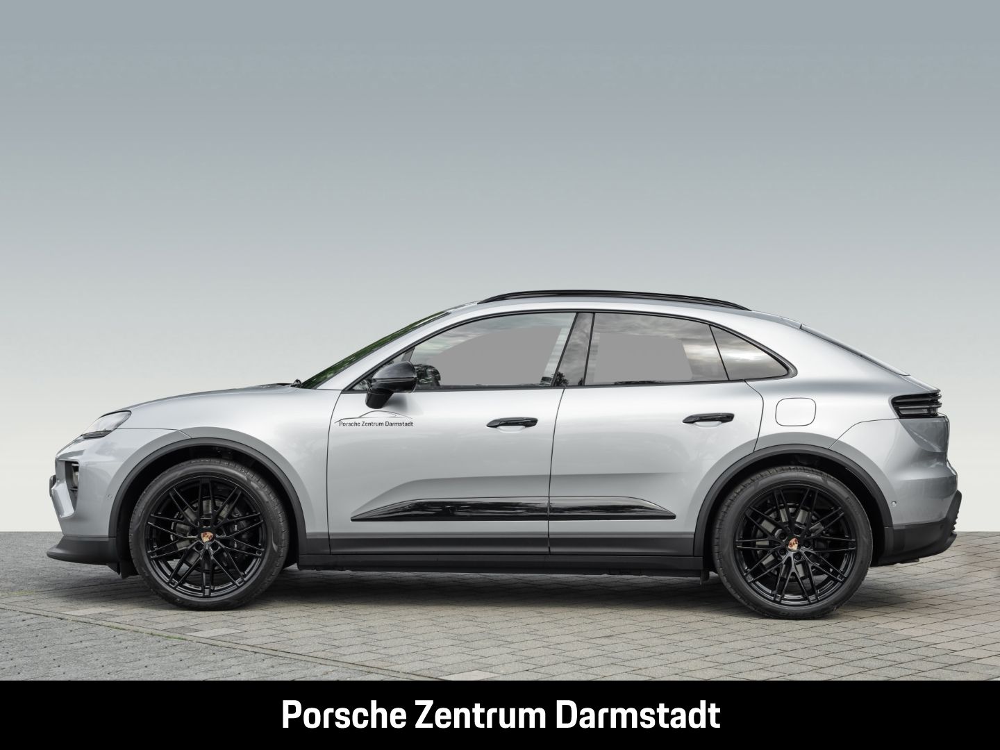 Porsche Macan 4 - Samsaru's Car Outlet