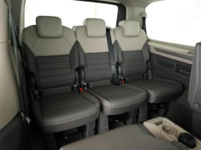 Volkswagen T7 Multivan Style LANG IQ NAV ACC AHZV AGR PANO