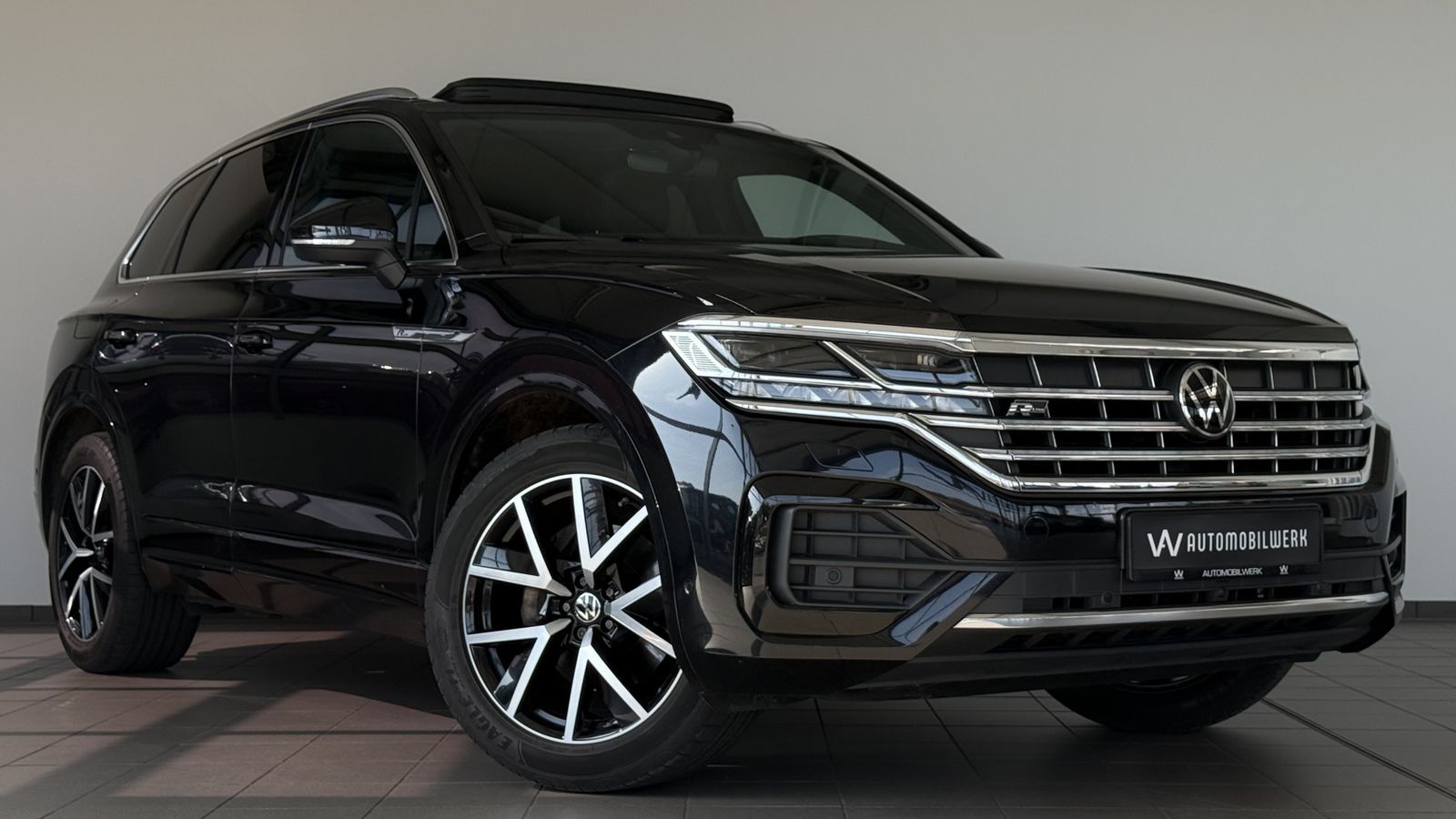 Volkswagen Touareg R-Line 4M |PANO |LUFT |HUD |MATRIX |AHK
