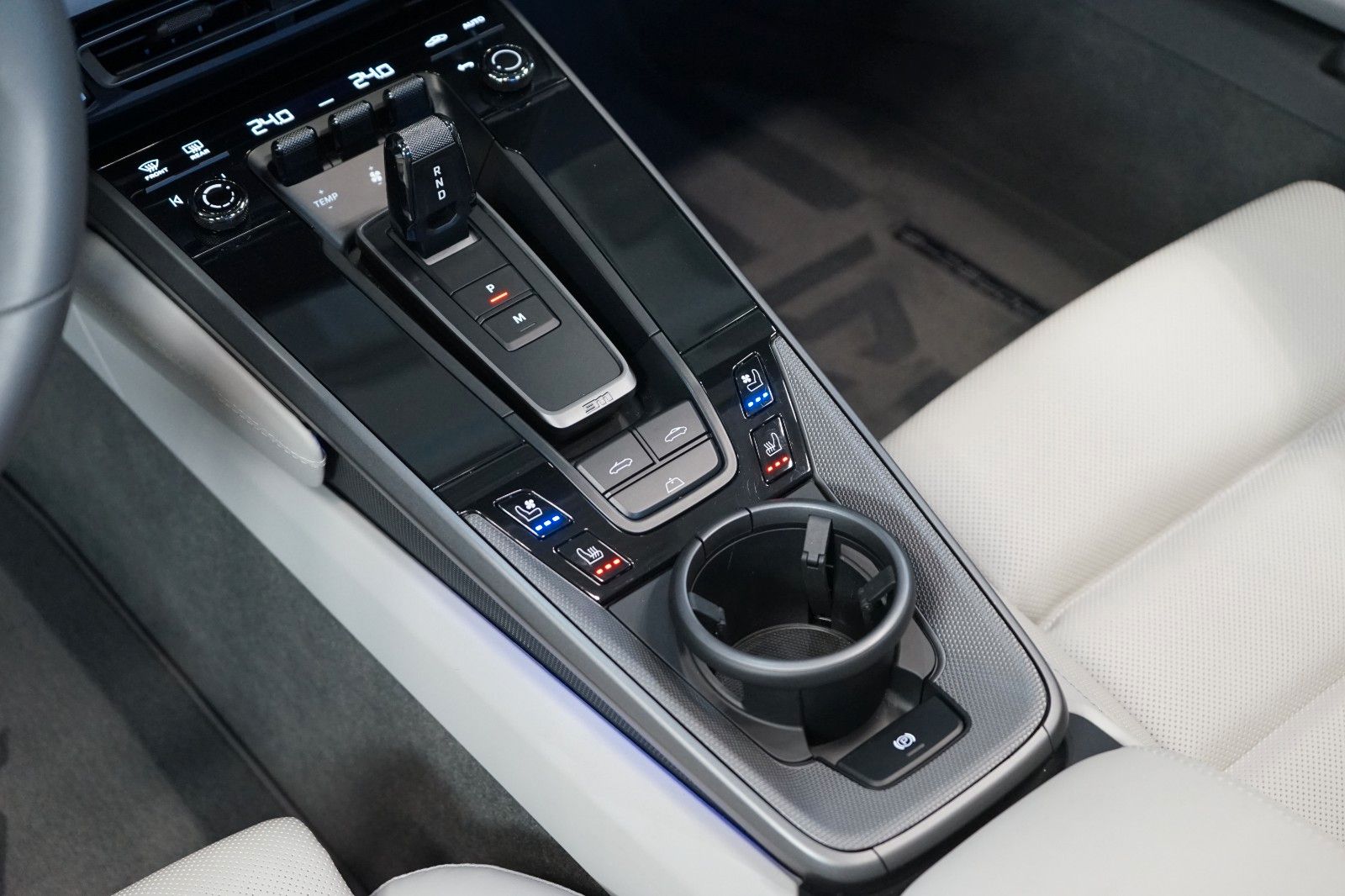Porsche 4S*CABRIO*360*BOSE*EXCLUSIVE*PDLS+*143.636€NETTO