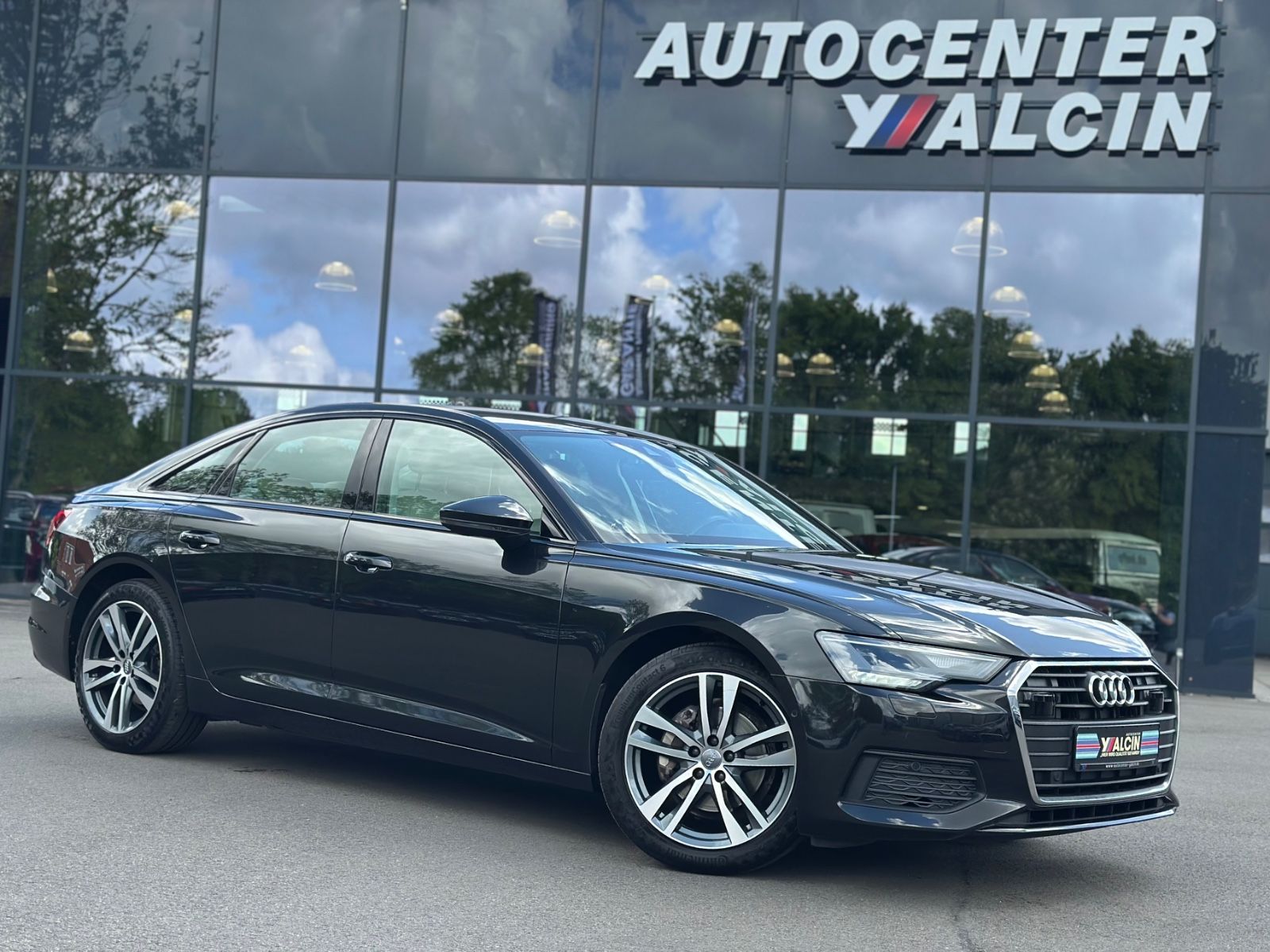 Audi A6 40 TDI S tronic advanced - Samsaru's Car Outlet