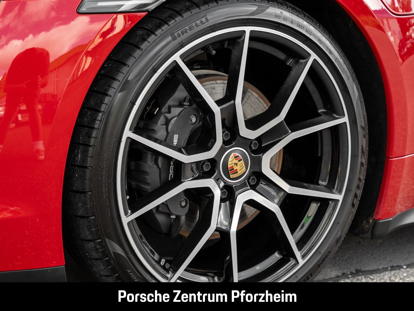 Porsche Taycan Sport Turismo PASM SurroundView InnoDrive