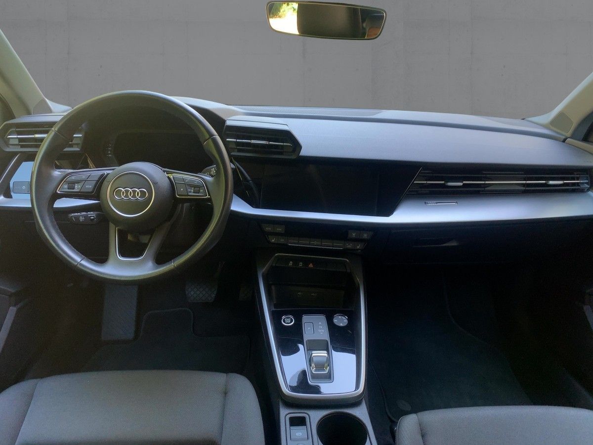 Audi A3 Sportback 30 TDI S-TR LED+NAVI+AHK+STDHZG+ACC